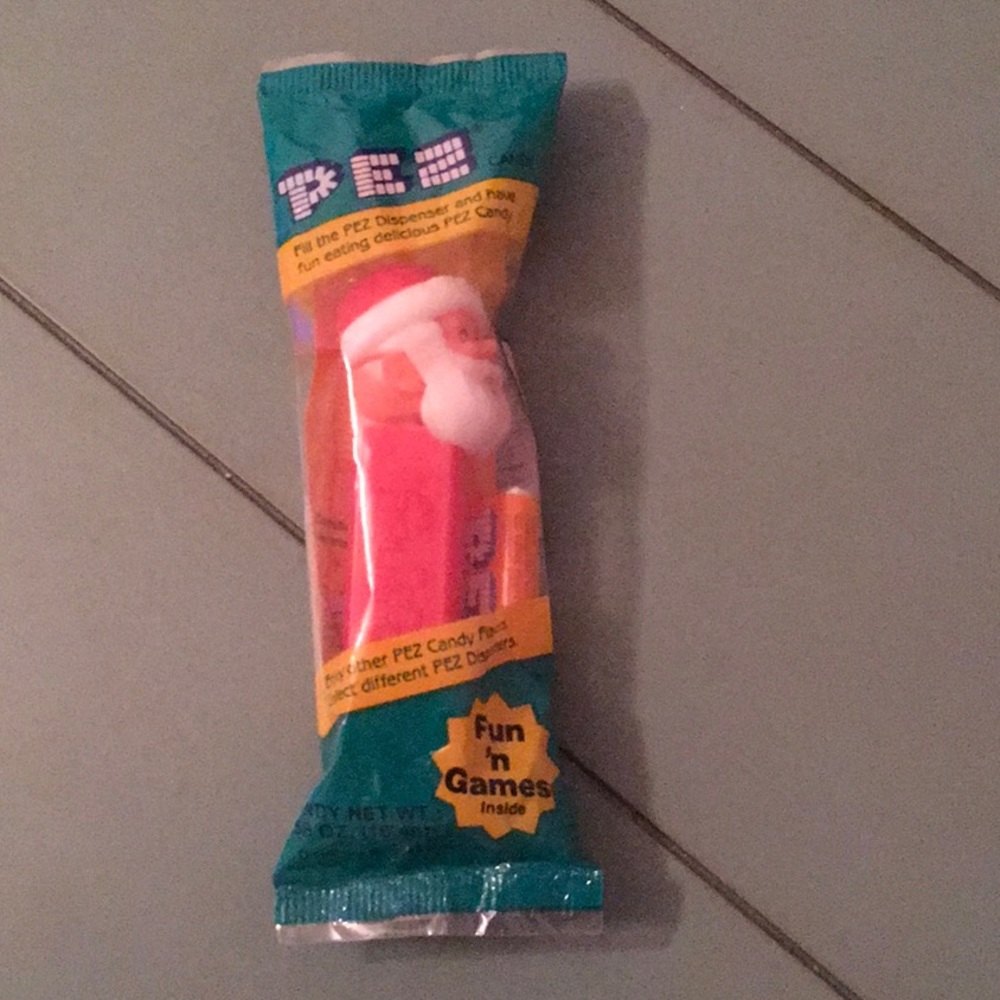 Vintage 1980 Santa Claus Pez Dispenser